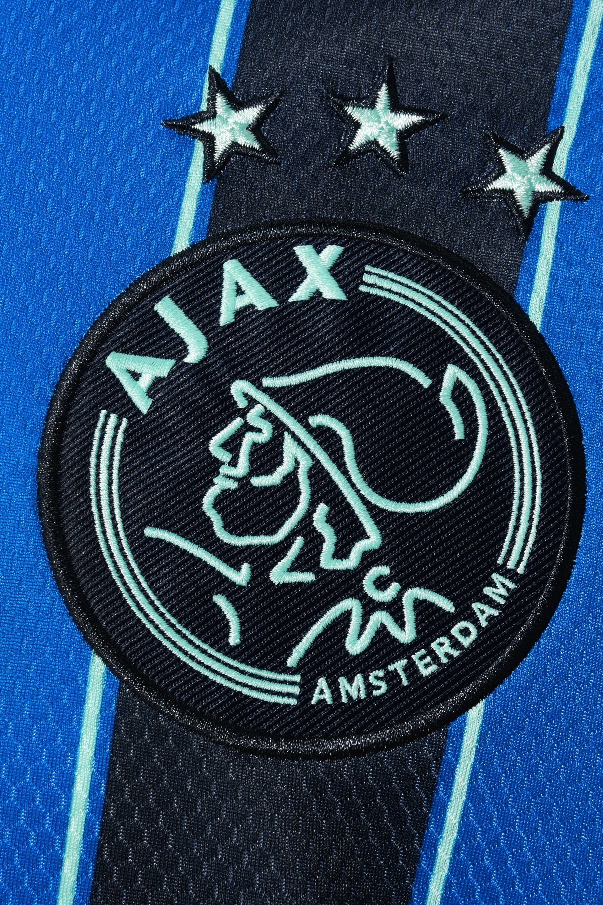 Ajax uitshirt seizoen 2021/2022