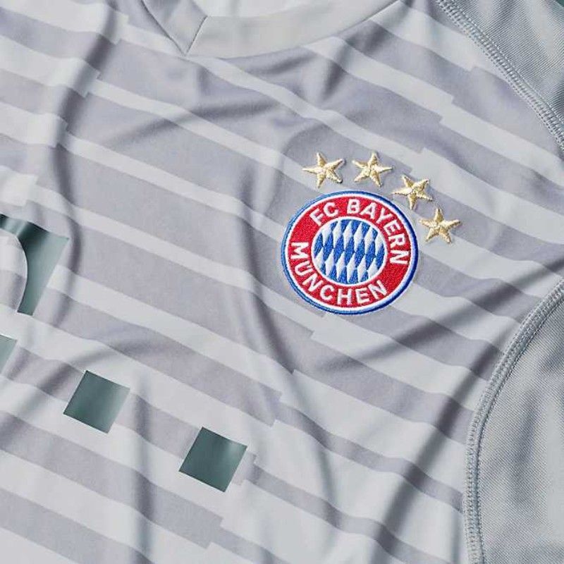 Bayern München keepershirt seizoen 2018/2019