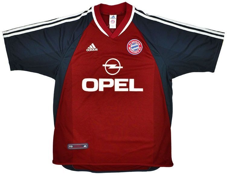 Bayern München thuisshirt seizoen 2001/2002