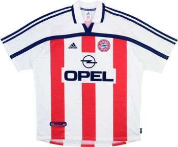 Bayern München uitshirt seizoen 2001/2002